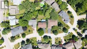 9 ULLSWATER CRESCENT | London Ontario | Slide Image Thirty-eight