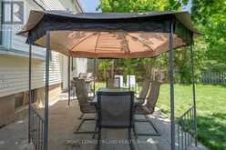 1223 SUNNINGDALE ROAD E | London Ontario | Slide Image Thirty