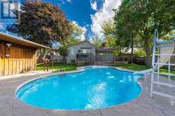 101 KLEINFELDT AVENUE | Lucan Biddulph Ontario | Slide Image Ten