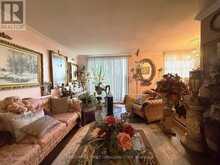 804 - 931 WONDERLAND ROAD S | London Ontario | Slide Image Twelve