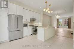 2082 QUEENSBOROUGH GATE | Mississauga Ontario | Slide Image Eight