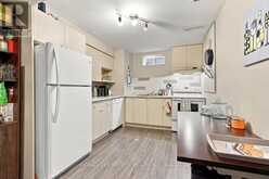 215 WALMER GROVE | London Ontario | Slide Image Thirty-six