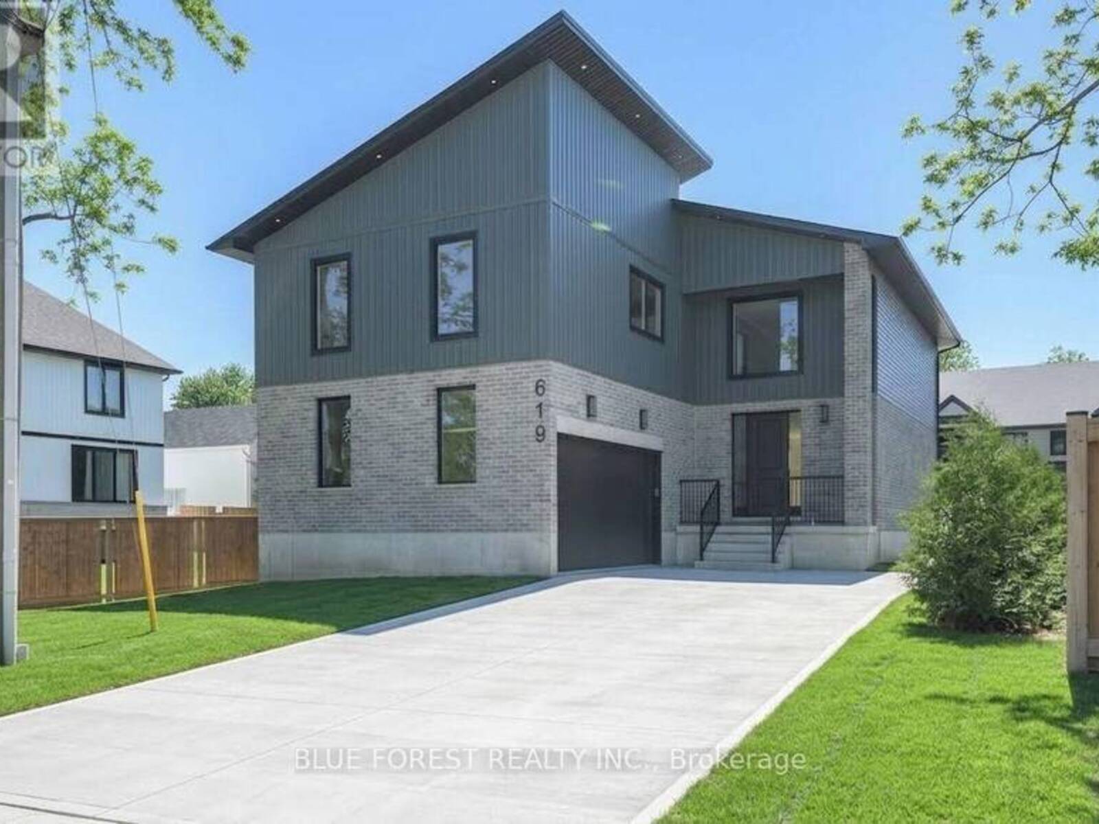 619 LIONS PARK DRIVE, Mount Brydges, Ontario N0L 1W0