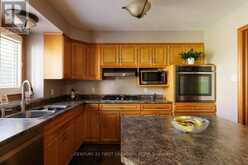 50 WINTERGARDEN ROAD | London Ontario | Slide Image Thirteen