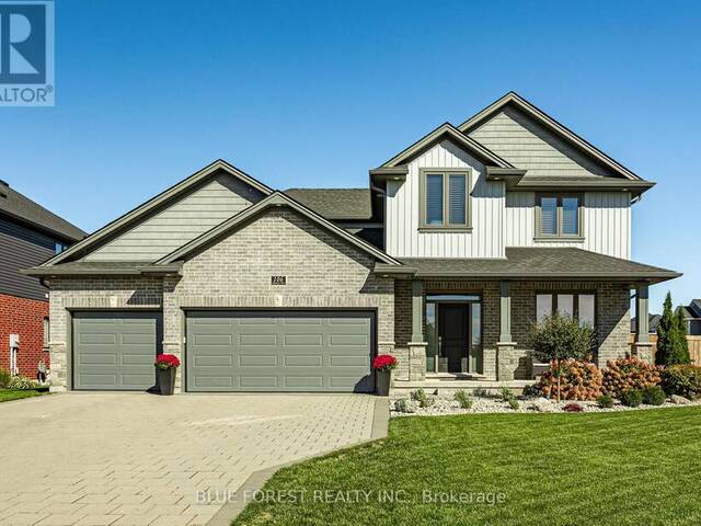 106 SPENCER AVENUE Lucan Biddulph Ontario, N0M 2J0 - 4 Bedrooms Home For Sale