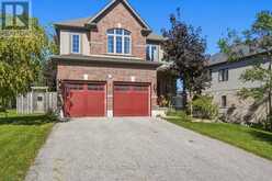 850 TEAKWOOD LANE | London Ontario | Slide Image Two