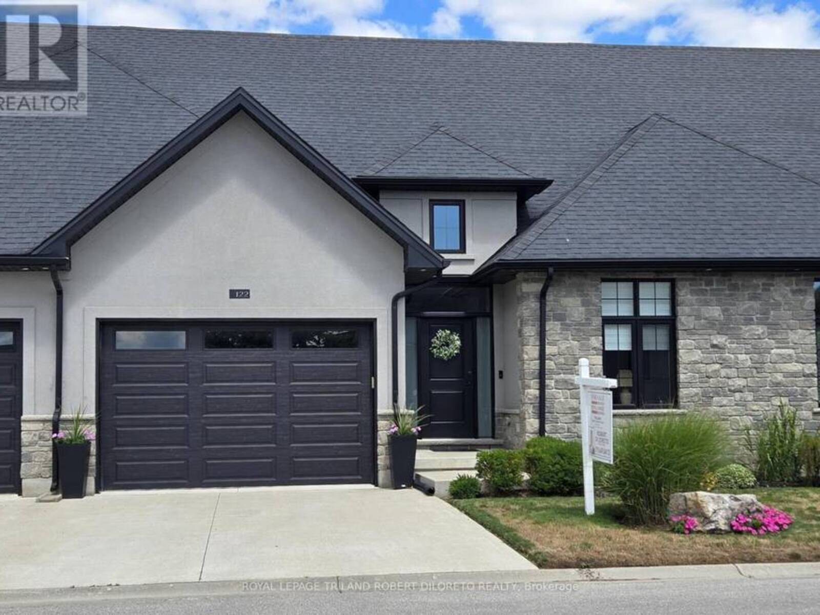 122 - 9861 GLENDON DRIVE, Komoka, Ontario N0L 1R0