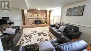 45 LOCUST CRESCENT | London Ontario | Slide Image Seventeen