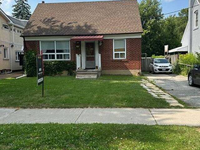 12 PLEASANT AVENUE Toronto Ontario, M2M 1L9 - 3 Bedrooms Home For Sale