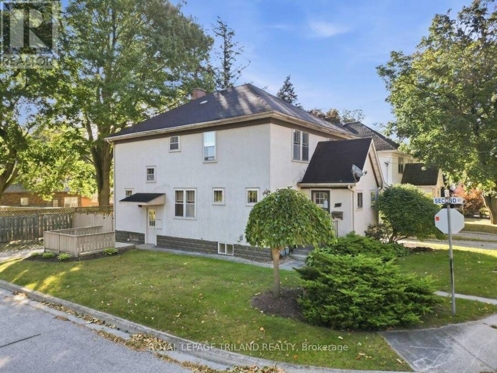 56-58 FRANK STREET, Tillsonburg, Ontario N4G 3M1