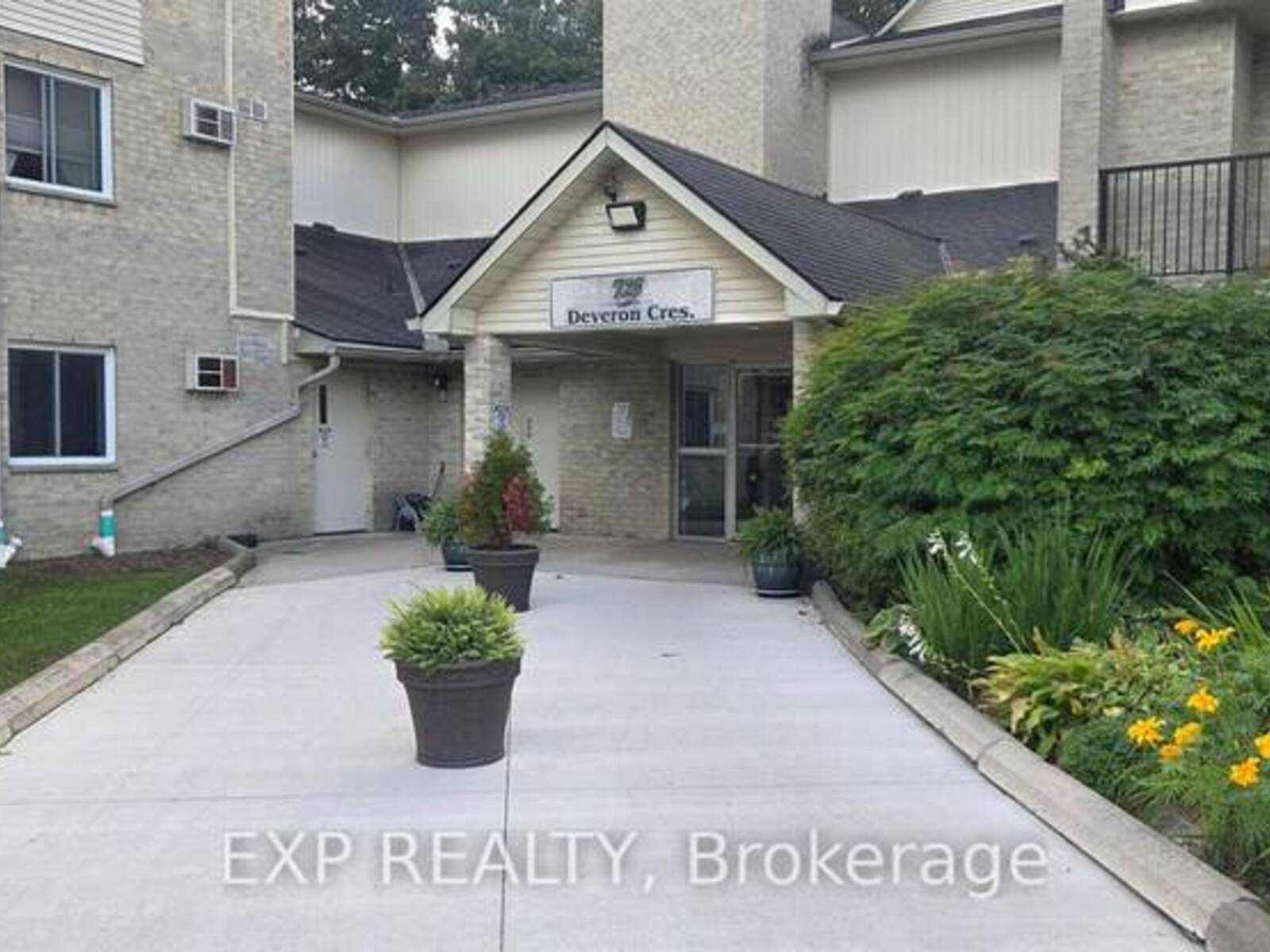 220 - 725 DEVERON CRESCENT, London, Ontario N5Z 4X3