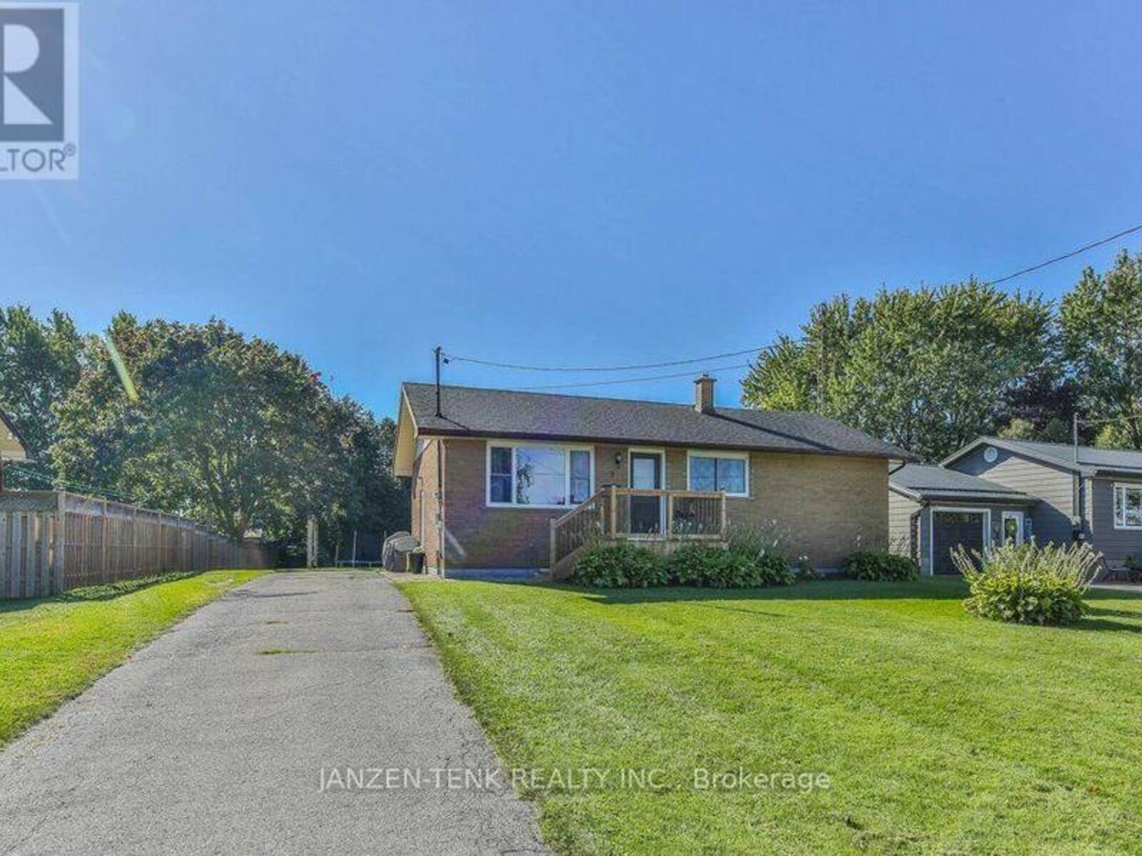 9 JAMES COURT, Courtland, Ontario N0J 1E0