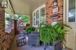 1426 HASTINGS DRIVE | London Ontario | Slide Image Two