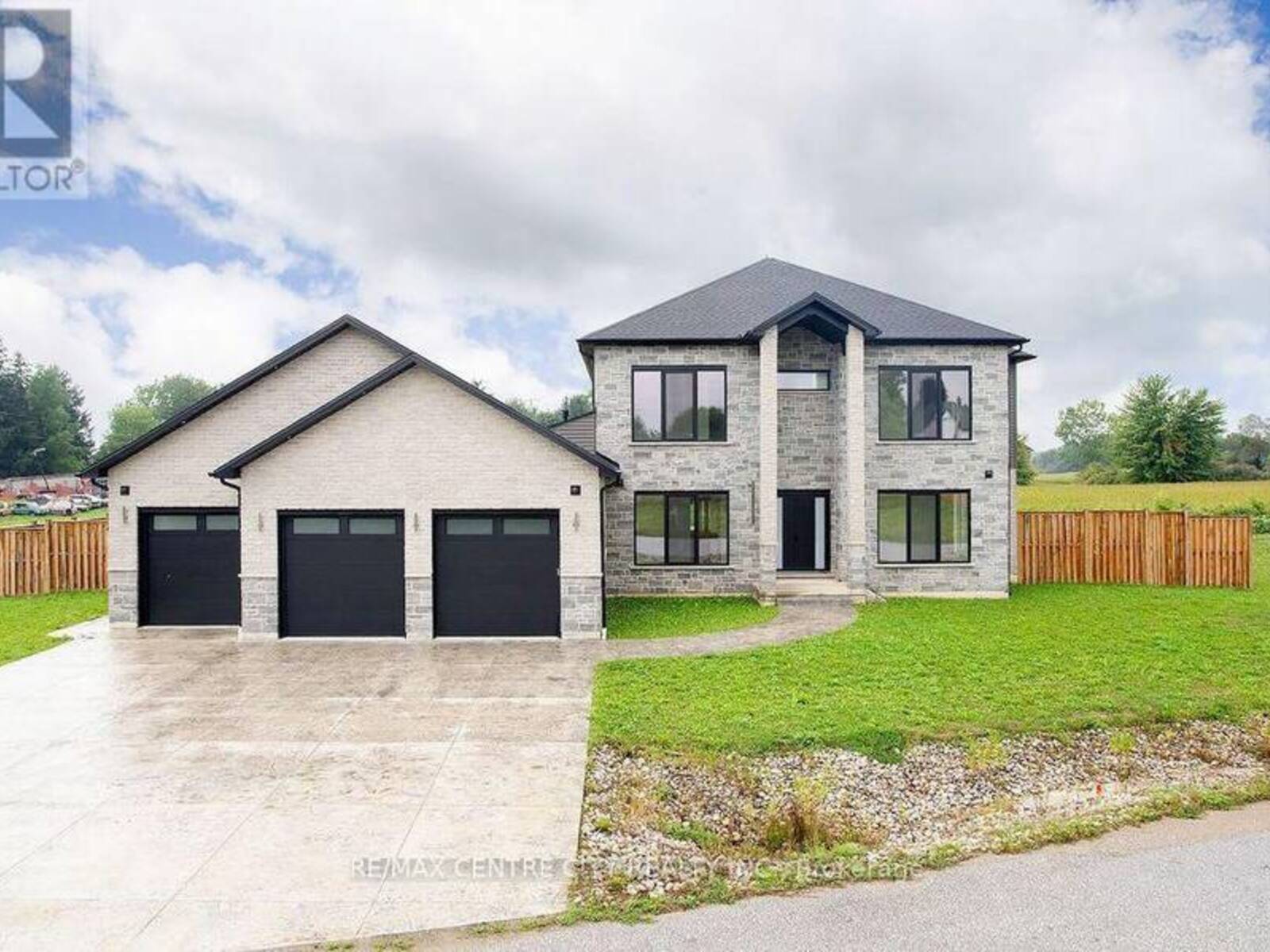 1 JAMES STREET, Strathroy-Caradoc, Ontario N0L 1T0