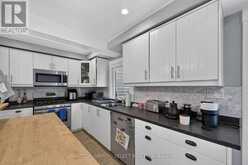 943 COLBORNE STREET | London Ontario | Slide Image Nine
