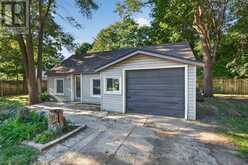 2010 TRAFALGAR STREET | London Ontario | Slide Image Thirty-five