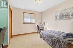 1132 IROQUOIS CRESCENT | Woodstock Ontario | Slide Image Eighteen