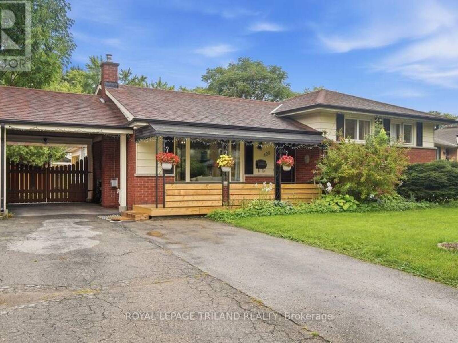 438 MAGNOLIA CRESCENT, London, Ontario N5Y 4S9