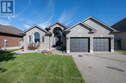 228 BOYD BOULEVARD | Zorra Ontario | Slide Image One