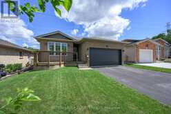 58 EULA WHITE PLACE | London Ontario | Slide Image Two