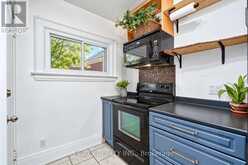 16 BARRINGTON AVENUE | London Ontario | Slide Image Thirteen