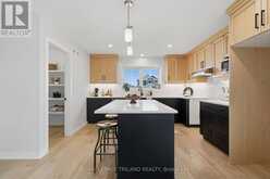 1 HAWKE LANE | St. Thomas Ontario | Slide Image Nine