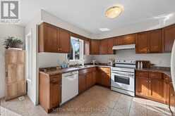 3 FIELDSTONE CRESCENT N | Komoka Ontario | Slide Image Eight