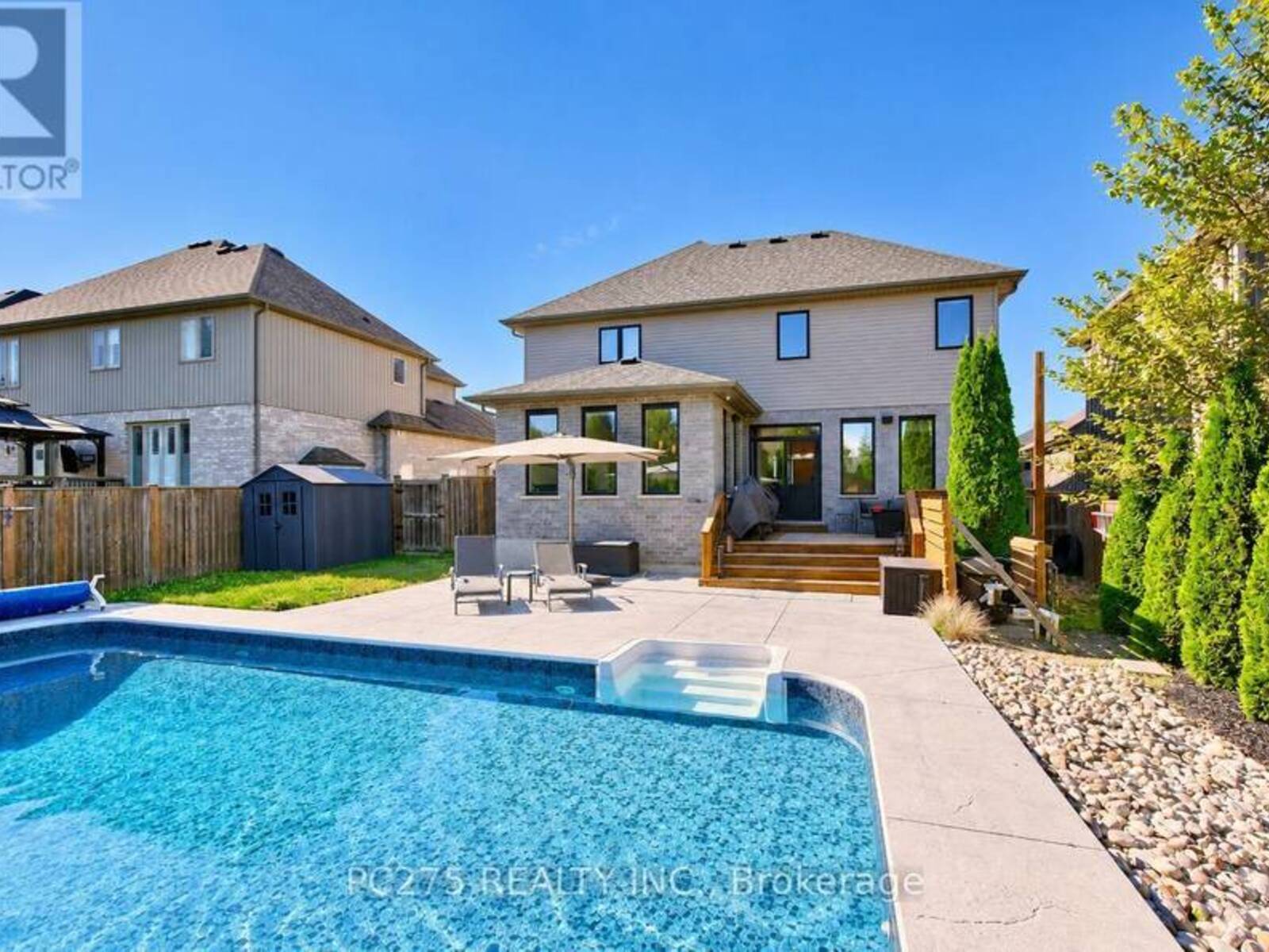 16 PEREGRINE AVENUE, Komoka, Ontario N0L 1R0