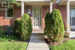 61 - 511 ADMIRAL DRIVE | London Ontario | Slide Image Four