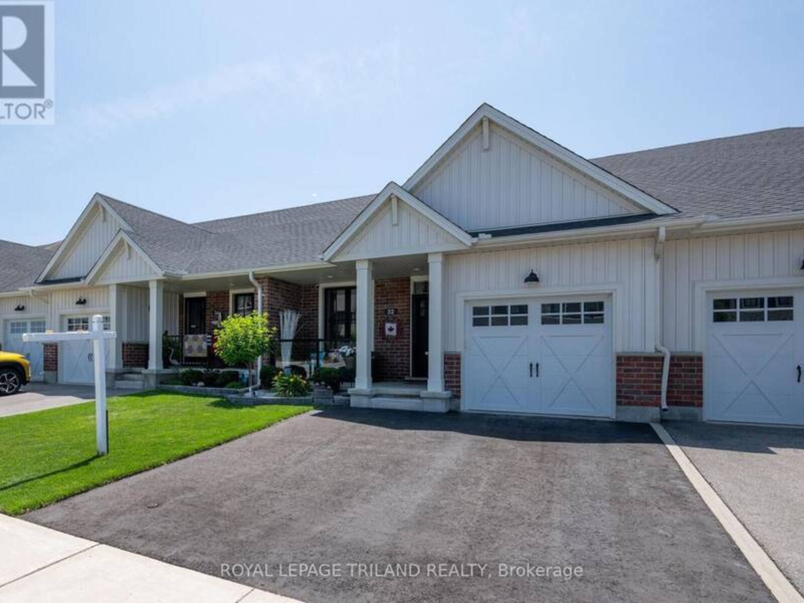 32 CHARTER CREEK COURT, St. Thomas, Ontario N5R 0L2