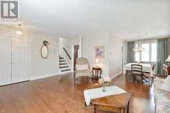 135 DOWNING CRESCENT | London Ontario | Slide Image Twelve