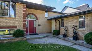 3137 RIVER STREET | Brooke-Alvinston Ontario | Slide Image Four