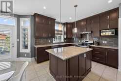 68 BLUE HERON DRIVE | Ilderton Ontario | Slide Image Eight