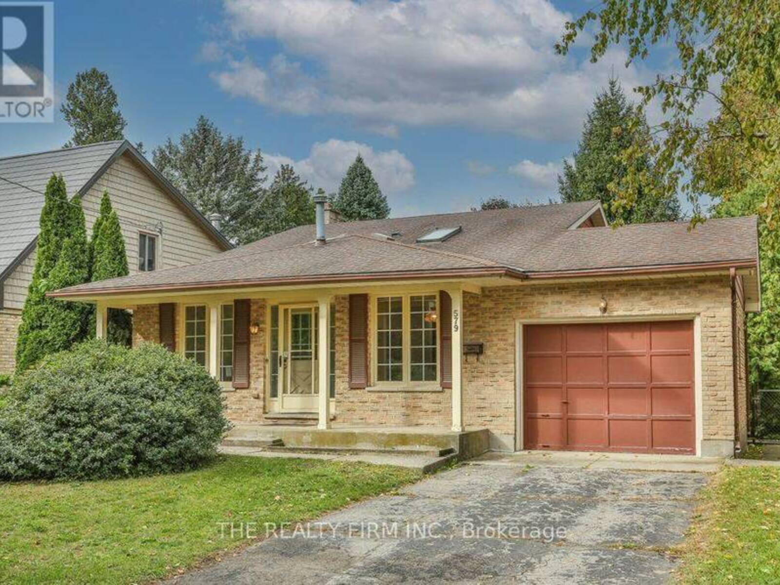 579 BOLER ROAD, London, Ontario N6K 3R8