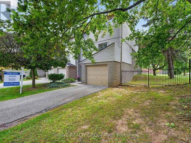 34 - 300 SANDRINGHAM CRESCENT London Ontario, N6C 5B4 - 3 Bedrooms Condo For Sale