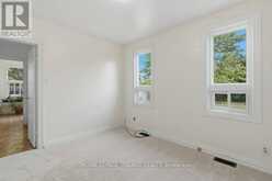 82 SOUTH EDGEWARE ROAD | St. Thomas Ontario | Slide Image Thirty-one