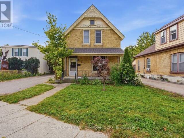 367 HAMILTON ROAD London Ontario, N5Z 1R6 - 4 Bedrooms Home For Sale