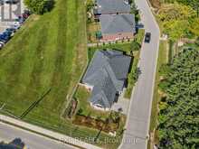 1 - 10038 OXBOW DRIVE | Komoka Ontario | Slide Image Thirty-seven