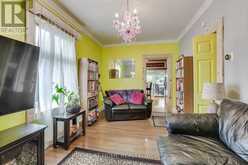 1053 FRANCES STREET | London Ontario | Slide Image Nine