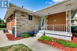1201 PATANN DRIVE N | London Ontario | Slide Image One
