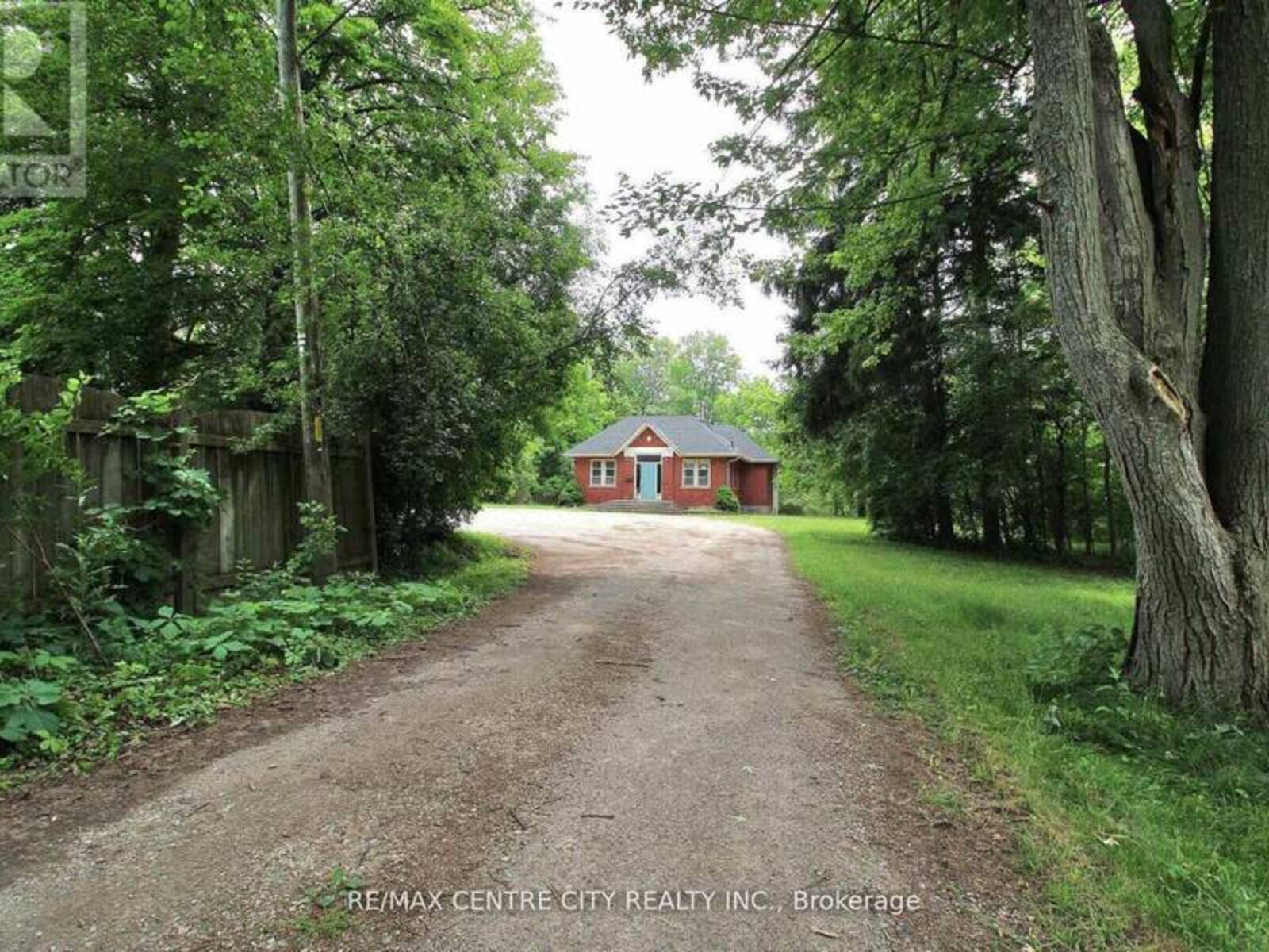 12 CHESTER STREET, St. Thomas, Ontario N5R 1T8