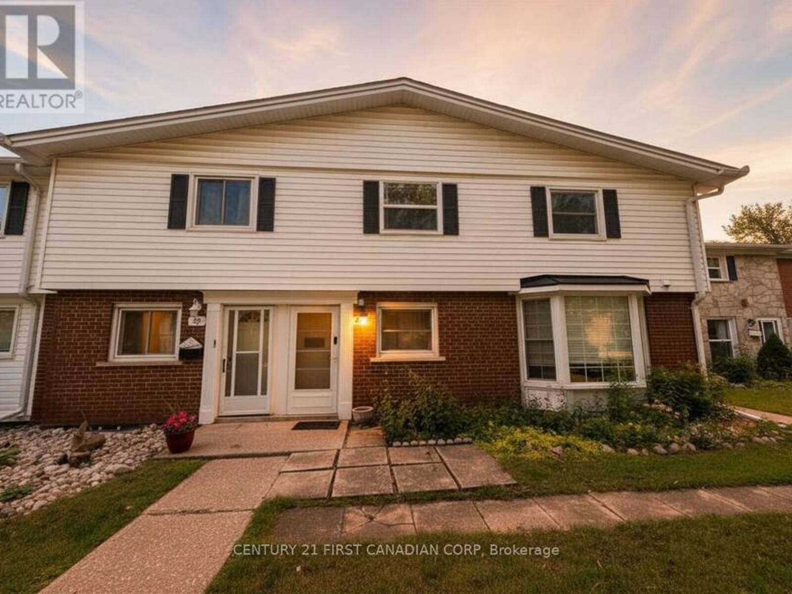 40 ARBOUR GLEN CRESCENT, London, Ontario N5Y 1Z9