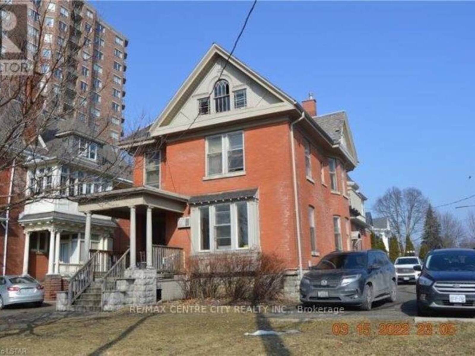 334 QUEENS AVENUE, London, Ontario N6B 1X4