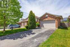 899 BITTERBUSH CRESCENT | London Ontario | Slide Image Three