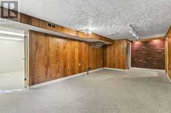 423 PINETREE DRIVE | London Ontario | Slide Image Twenty-nine