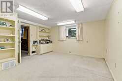 423 PINETREE DRIVE | London Ontario | Slide Image Thirty-one