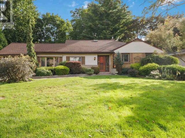 423 PINETREE DRIVE London Ontario, N6H 3M9 - 5 Bedrooms Home For Sale