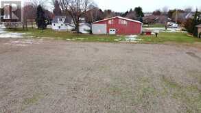 33 BEECHWOOD AVENUE | Lambton Shores Ontario | Slide Image Ten