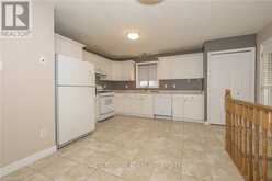 602 SPRUCEWOOD DRIVE | London Ontario | Slide Image Eight