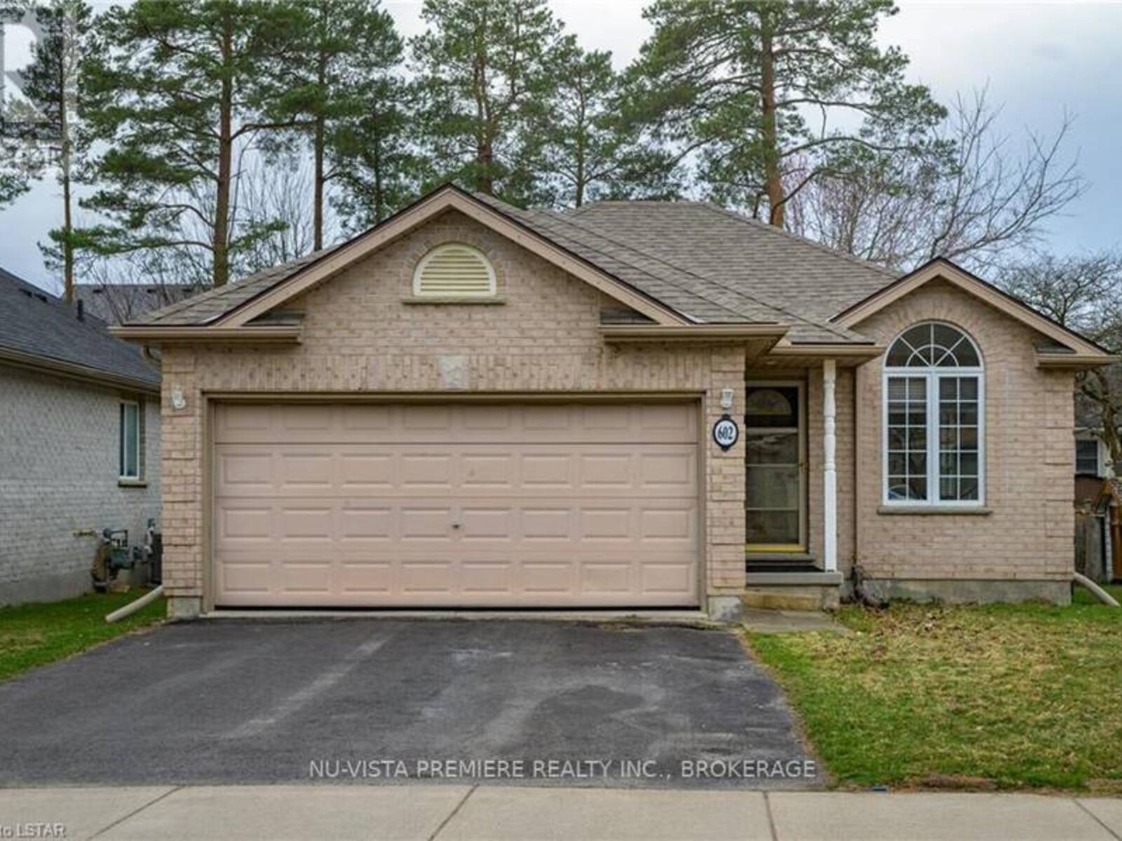 602 SPRUCEWOOD DRIVE, London, Ontario N5X 4J5